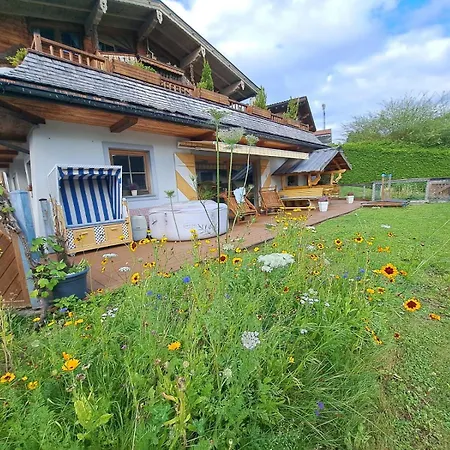 Apartment Traumchalet Mit Sauna In Kirchberg Im Skigebiet Kitzbuehel Kirchberg in Tirol