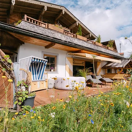 Traumchalet Mit Sauna In Kirchberg Im Skigebiet Kitzbuehel Apartman Kirchberg in Tirol